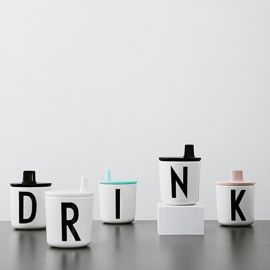 Witte dop met drinktuit voor Design Letters beker