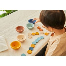 Plan Toys sorteerspel Sort & Count Cups - Orchard